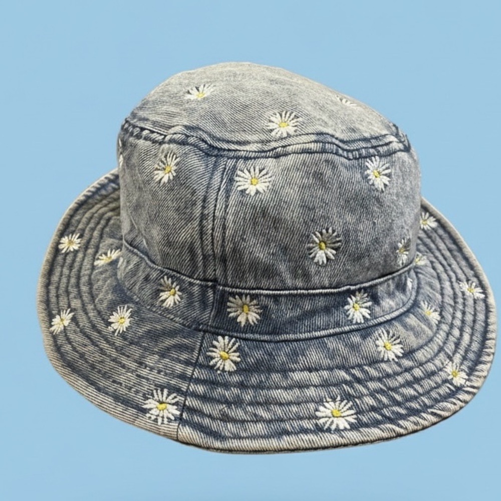 American Eagle Embroidered Flower Print Denim Bucket Hat - Picture 2 of 4